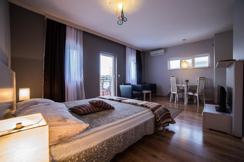 רוביני Villa Lugano מראה חיצוני תמונה